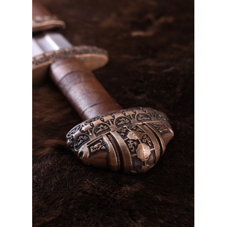 Épée viking (île d'Eigg) avec poignée en cuir